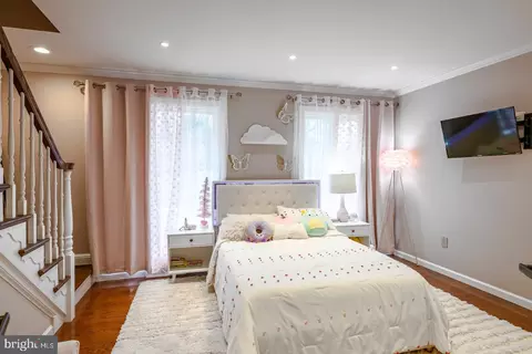 Bedroom - 1504 Old Mill Rd, Reading, PA 19610 photo 4 of 7