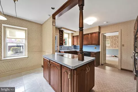 Kitchen - 100 Brookline Pz, Reading, PA 19607 photo 1 of 4