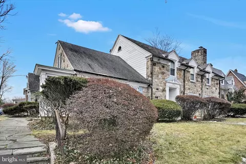 Exterior - 100 Brookline Pz, Reading, PA 19607 photo 5 of 15