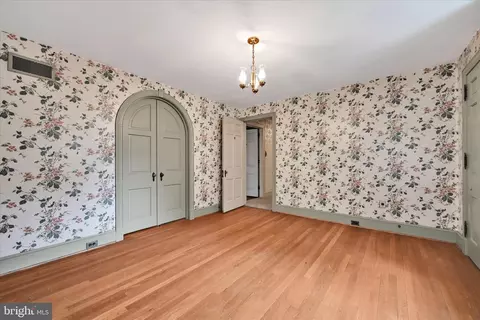 Bedroom - 100 Brookline Pz, Reading, PA 19607 photo 3 of 9
