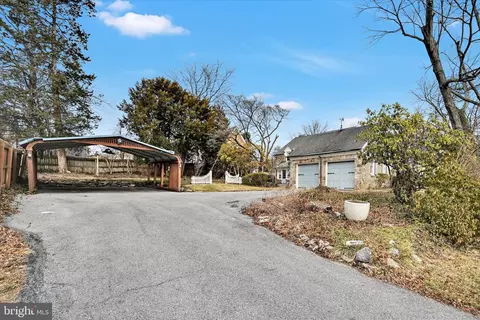 Exterior - 100 Brookline Pz, Reading, PA 19607 photo 11 of 15