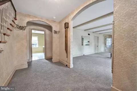 Entry Way - 100 Brookline Pz, Reading, PA 19607 photo 2 of 6