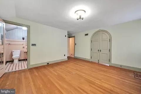 Bedroom - 100 Brookline Pz, Reading, PA 19607 photo 1 of 9