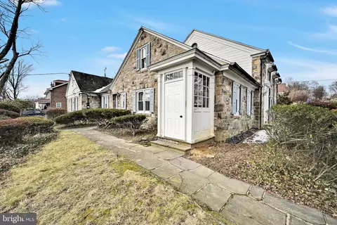 Exterior - 100 Brookline Pz, Reading, PA 19607 photo 8 of 15
