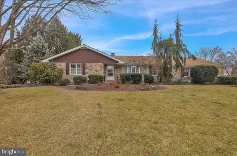 14 Tewkesbury, Reading, PA 19610