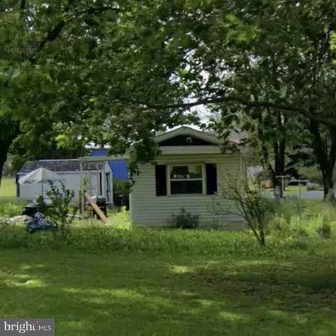 1910 Schubert Rd #4, Bethel, PA 19507