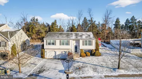 67 Thayer Rd, Birdsboro, PA 19508