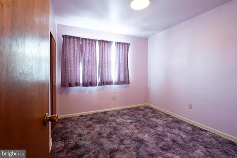 Bedroom - 505 Centre St, Reading, PA 19605 photo 2 of 4