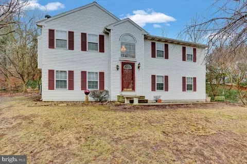 231 Faith Dr, Mohrsville, PA 19541