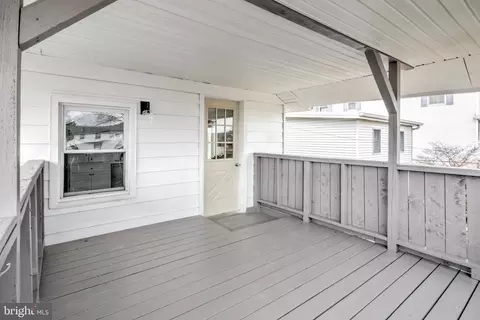 Exterior - 1023 Commonwealth Blvd, Reading, PA 19607 photo 8 of 9
