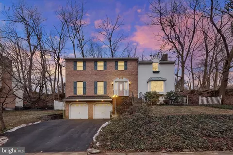 2052 Lincoln Ct, Wyomissing, PA 19610