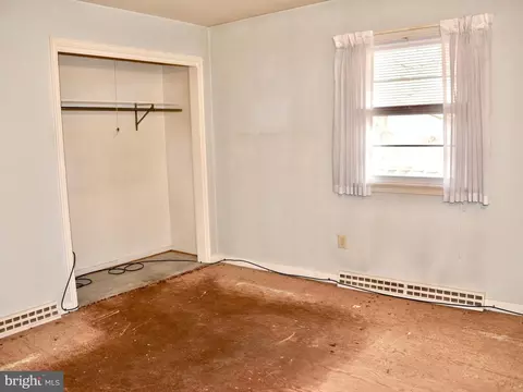 Bedroom - 7 Jeffrey Rd, Reading, PA 19601 photo 6 of 6