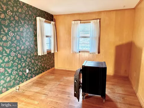 Bedroom - 7 Jeffrey Rd, Reading, PA 19601 photo 3 of 6