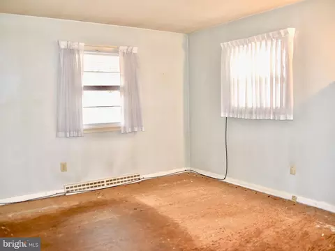 Bedroom - 7 Jeffrey Rd, Reading, PA 19601 photo 5 of 6