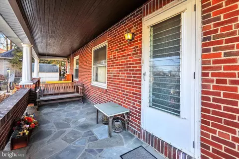 Exterior - 2012 Spring St, Reading, PA 19609 photo 3 of 5