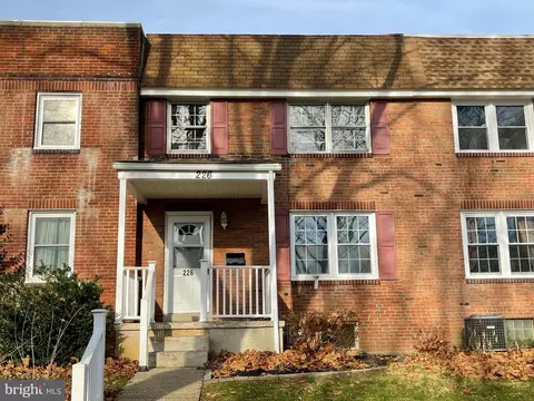 226 Sycamore Rd, Reading, PA 19611