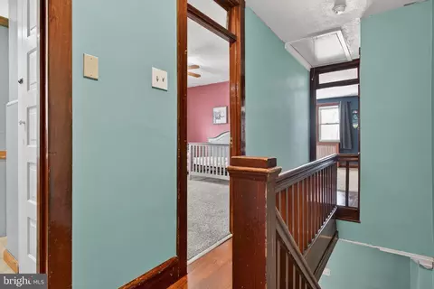 Entry Way - 430 Fairview St, Reading, PA 19605 photo 2 of 2