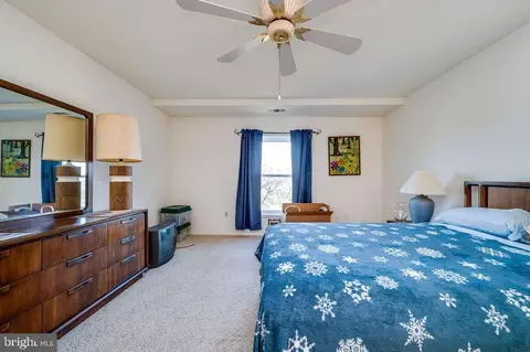 Bedroom - 1375 Pershing Blvd #404, Reading, PA 19607 photo 5 of 7