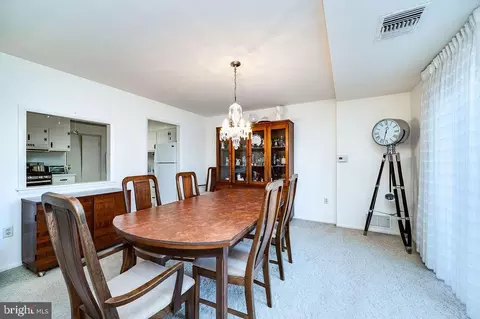 Dining - 1375 Pershing Blvd #404, Reading, PA 19607 photo 3 of 3