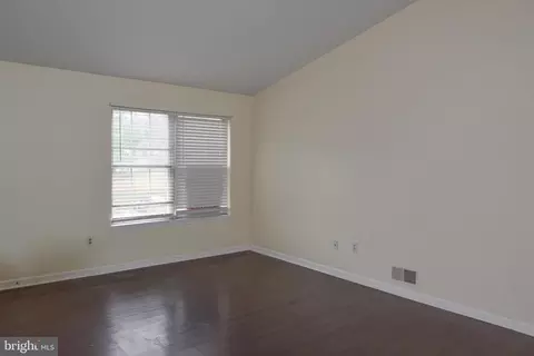 Living - 706 Christopher Dr, Reading, PA 19610 photo 1 of 4