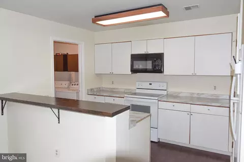 Kitchen - 706 Christopher Dr, Reading, PA 19610 photo 1 of 2
