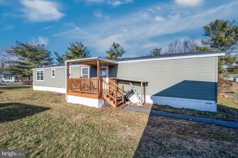312 Hampshire Ave, Reading, PA 19606