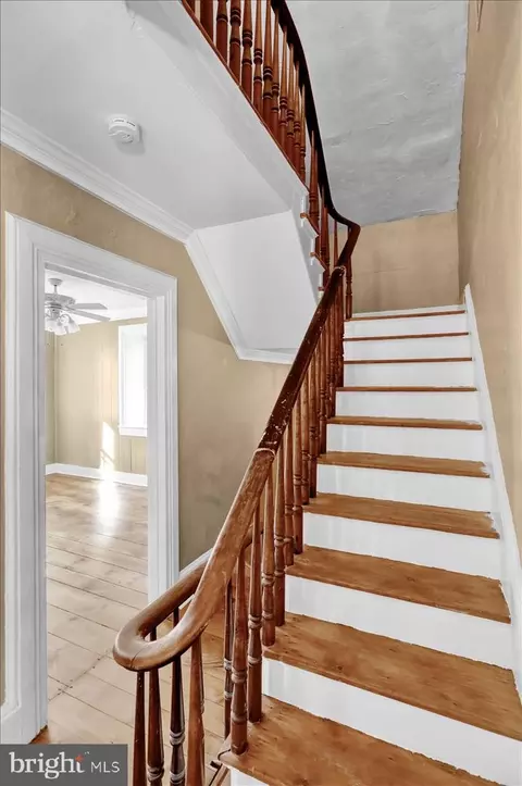 Entry Way - 2 Water St, Oley, PA 19547 photo 7 of 9