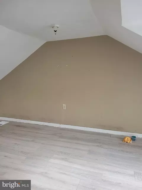 736 Windsor St, Reading, PA 19604 photo 8