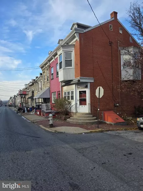 1237 Cotton St, Reading, PA 19602