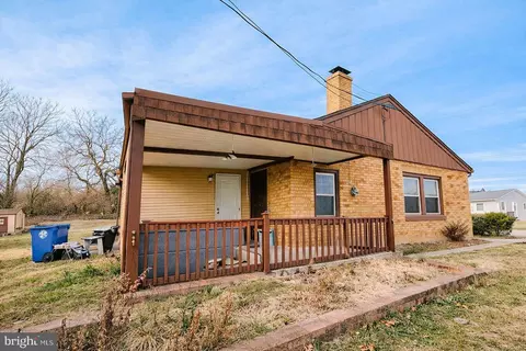 Exterior - 1424 Wayne St, Reading, PA 19601 photo 2 of 2