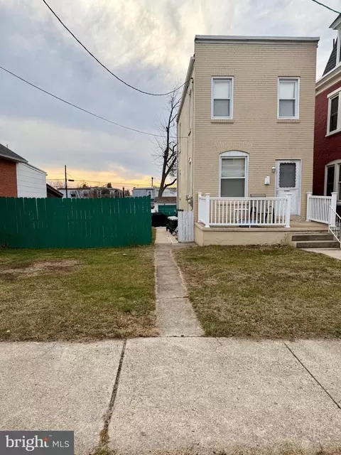 1246 Luzerne St, Reading, PA 19601