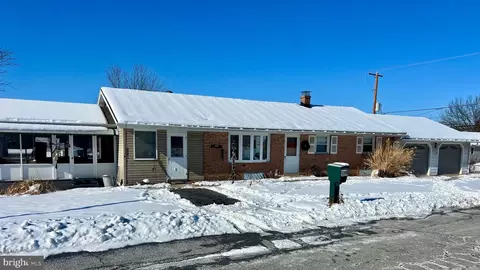 832 Fritz Ave, Reading, PA 19607