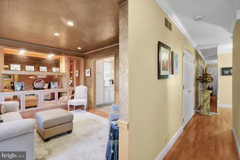 Entry Way - 15 Courtleigh Pl, Reading, PA 19606 photo 2 of 9