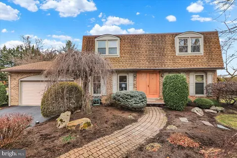 15 Courtleigh Pl, Reading, PA 19606
