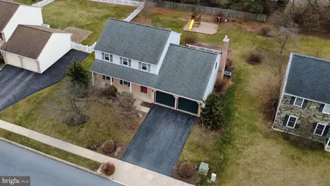 1755 Colony Dr, Reading, PA 19610
