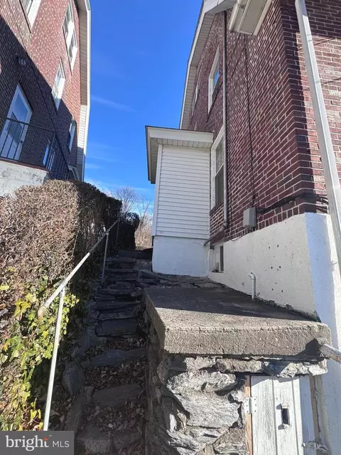 12 Hillside Rd, Reading, PA 19609 photo 5