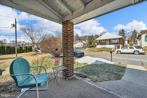 Exterior - 1622 Meade St, Reading, PA 19607 photo 3 of 10