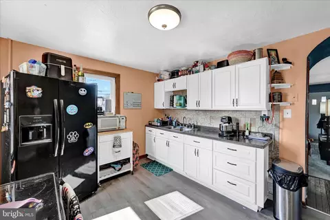 Kitchen - 1622 Meade St, Reading, PA 19607 photo 1 of 3