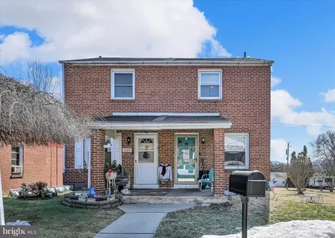 Exterior - 1622 Meade St, Reading, PA 19607 photo 1 of 10