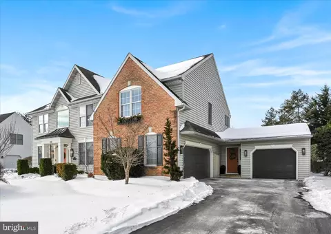 120 Coventry Ln, Reading, PA 19610