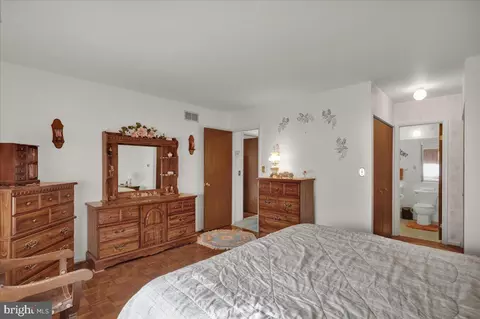 Bedroom - 12 Muirfield Dr, Reading, PA 19607 photo 2 of 3