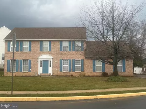 2400 John Henry Dr, Reading, PA 19608