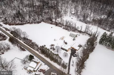 Maple Grove Road, Mohnton, PA 19540
