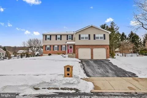 3002 Susanna Dr, Reading, PA 19608