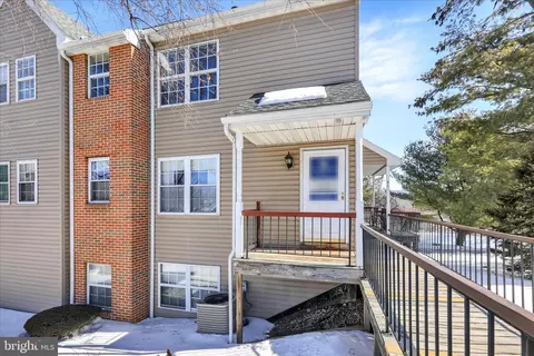 812 Christopher Dr, Reading, PA 19610