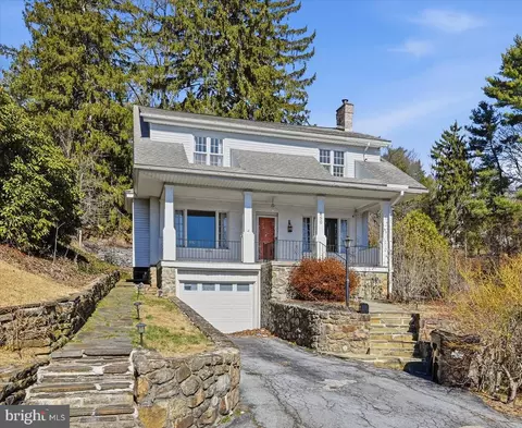 450 Fountain Ave, Reading, PA 19606