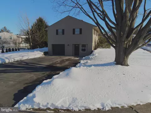 Other - 701 Tamarack Trl, Reading, PA 19607 photo 4 of 12