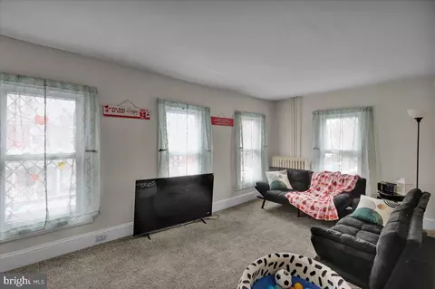 Living - 17 E Summit St, Mohnton, PA 19540 photo 1 of 2