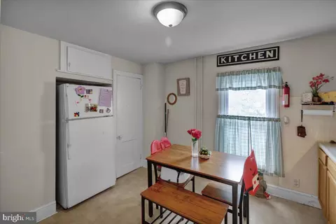 Kitchen - 17 E Summit St, Mohnton, PA 19540 photo 4 of 4