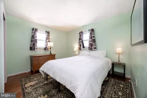 Bedroom - 129 Old State Rd, Reading, PA 19606 photo 1 of 4